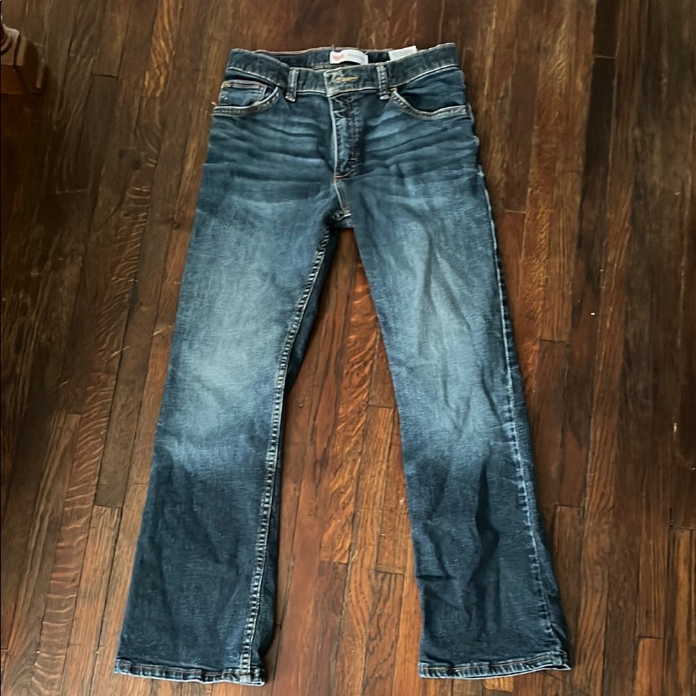 Wrangler Blue Bootcut Jeans with Classic Style